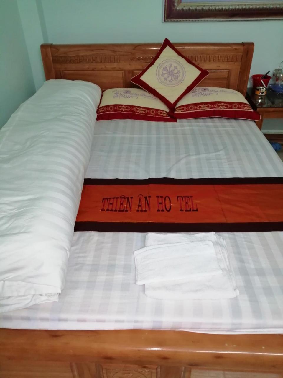 Yen Minh Hotel Thien An Na Thon Eksteriør bilde